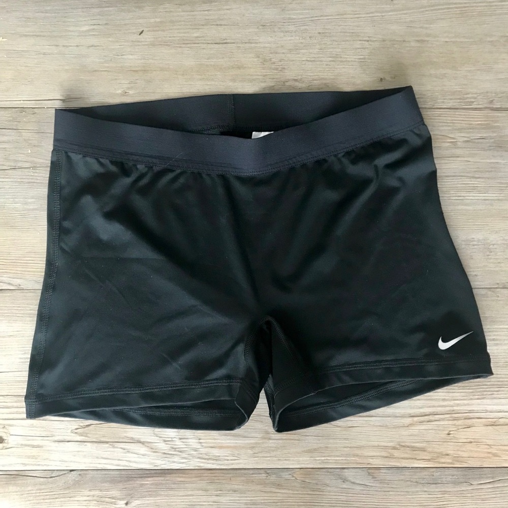 NWOT Nike Golf Dri-Fit Black Spandex Shorts Medium
